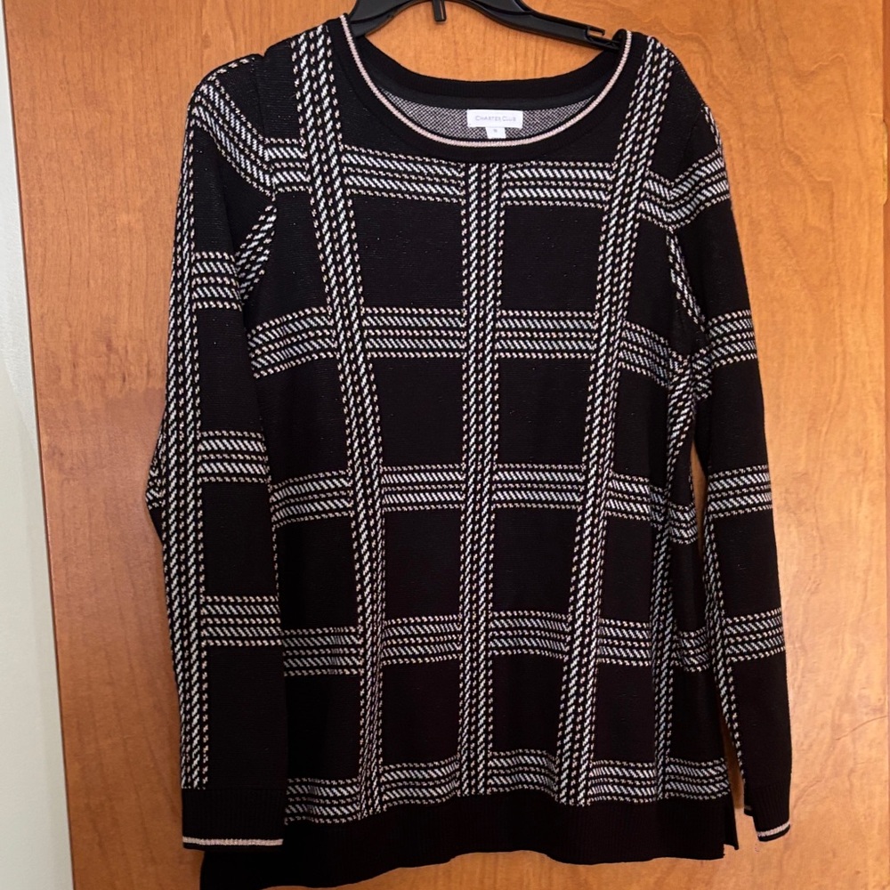 Charter Club Black and White Patterned Knit Top